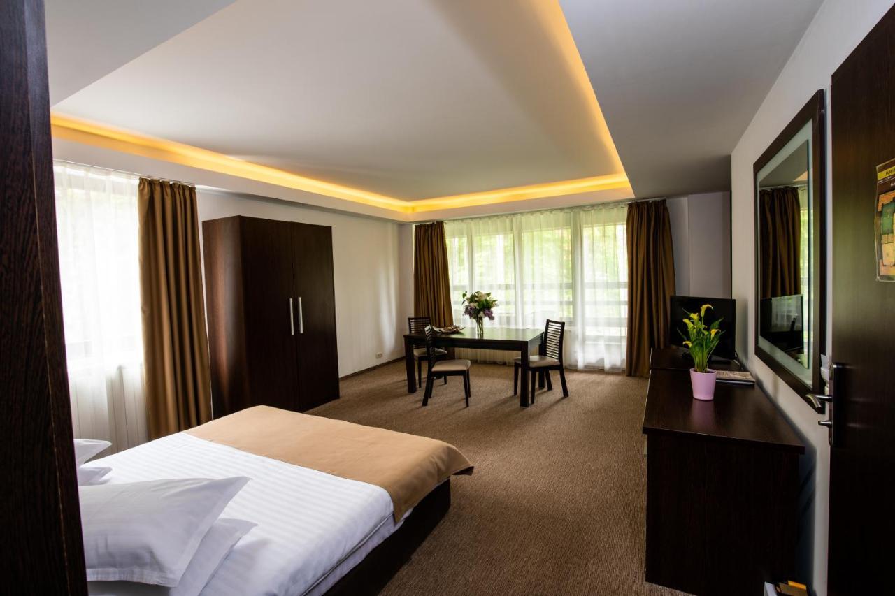 Hotel Smart